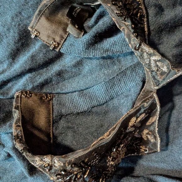 Club Monaco teal 💯 merino embellished collar sz xs - Picture 4 of 9